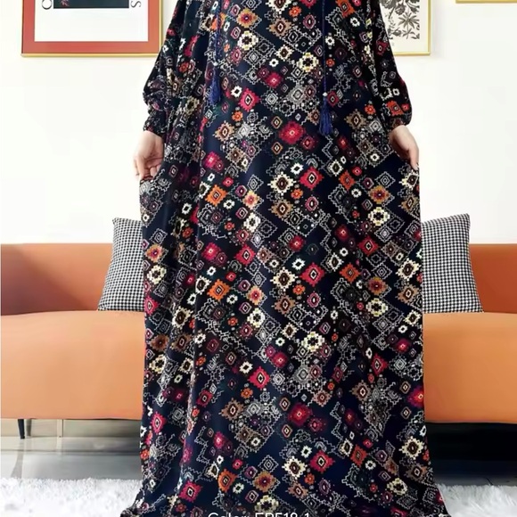 Abaya dress one size with integrated double hood - Picture 4 of 6